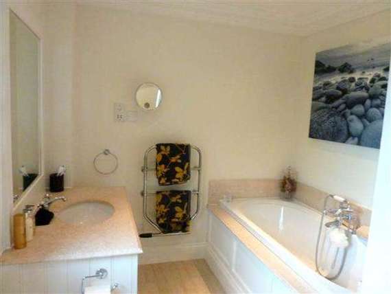 5 Bedroom Detached