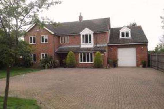 6 Bedroom Detached