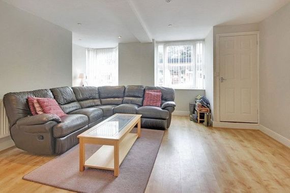 2 Bedroom Maisonette