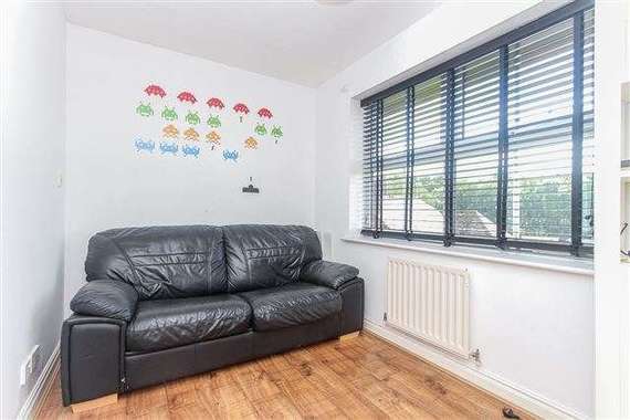 5 Bedroom Detached