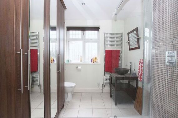 5 Bedroom Semi-Detac...