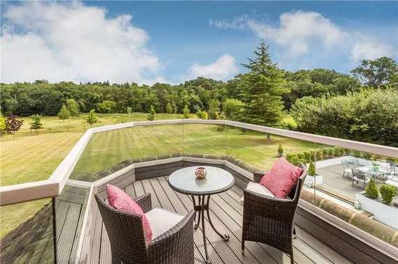 5 Bedroom Detached