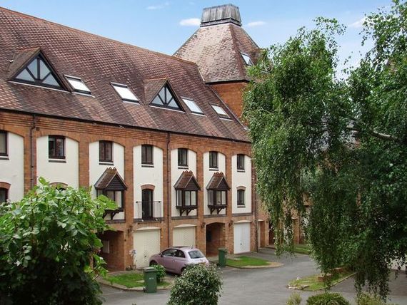 4 Bedroom Terraced