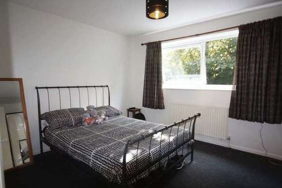 2 Bedroom Flat