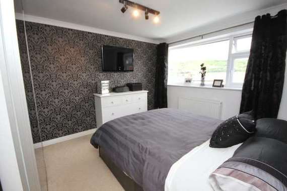 2 Bedroom Semi-Detac...