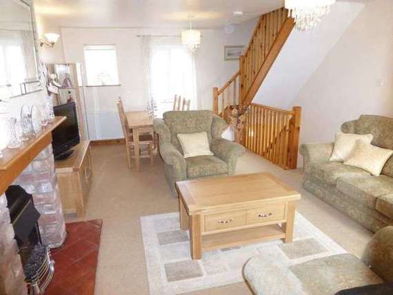 3 Bedroom Semi-Detac...