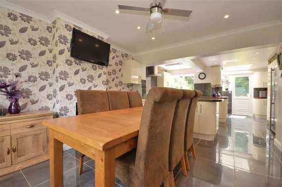 4 Bedroom Semi-Detac...