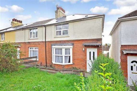 2 Bedroom End of Ter...