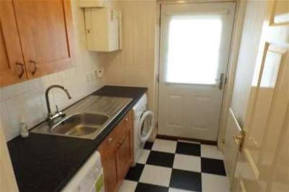 6 Bedroom Detached