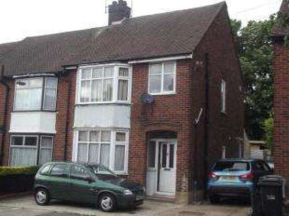 3&nbsp;Bedroom&nbsp;End of Ter...