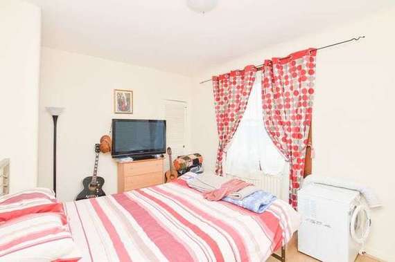 2 Bedroom Flat