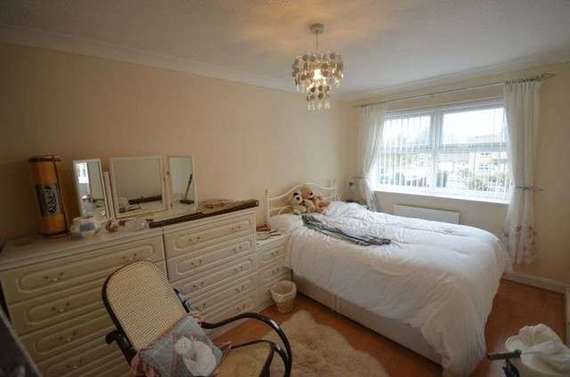 3 Bedroom Semi-Detac...