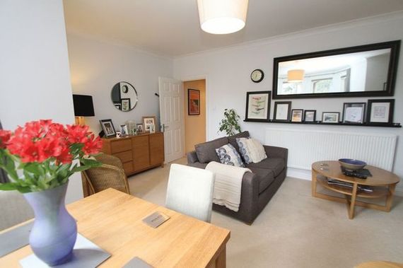 2 Bedroom Flat