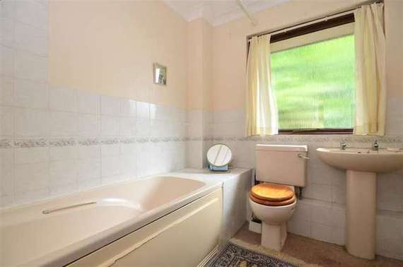 3 Bedroom Semi-Detac...