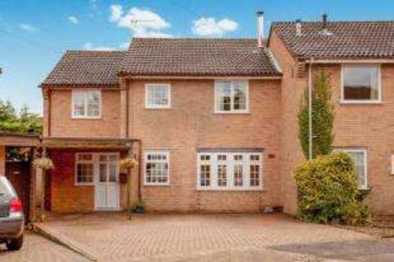 4 Bedroom Semi-Detac...
