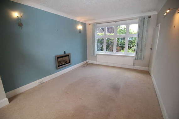 3 Bedroom Semi-Detac...