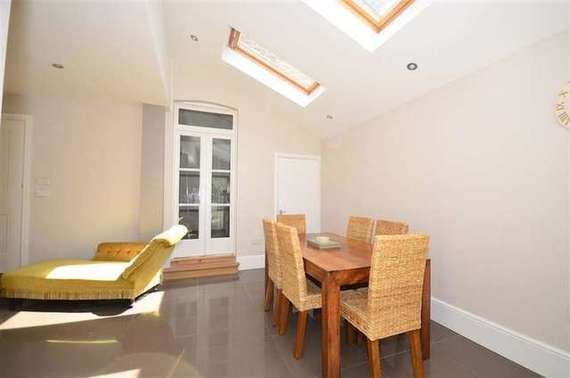 4 Bedroom Semi-Detac...