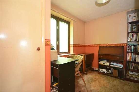 2 Bedroom Flat