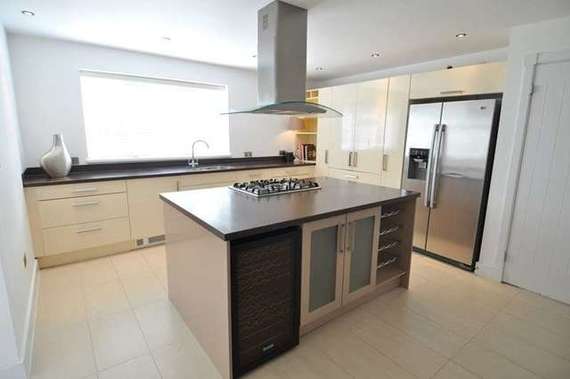 4 Bedroom Detached