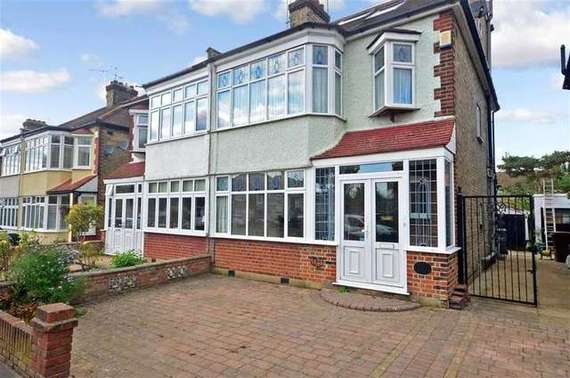 4 Bedroom Semi-Detac...