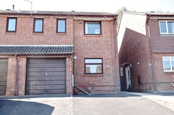 3 Bedroom Semi-Detac...