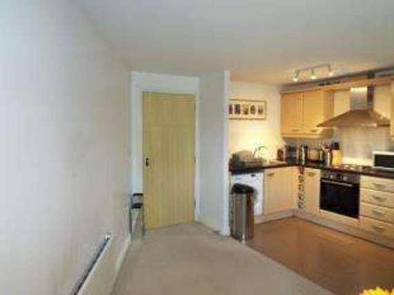 2 Bedroom Flat