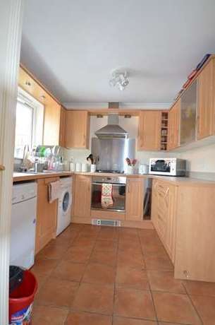 3 Bedroom Semi-Detac...