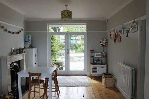 5 Bedroom Semi-Detac...