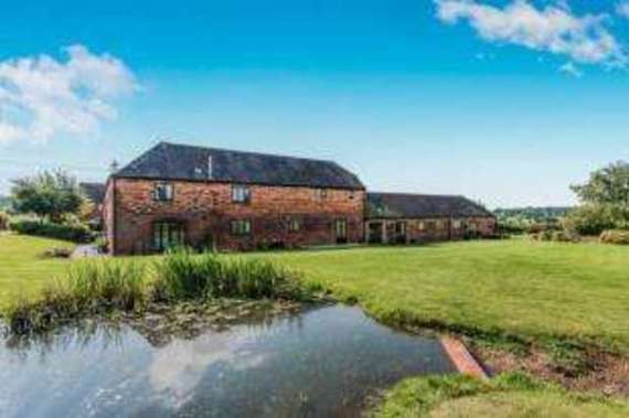 2 Bedroom Barn Conve...