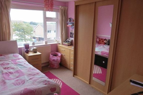 3 Bedroom Semi-Detac...