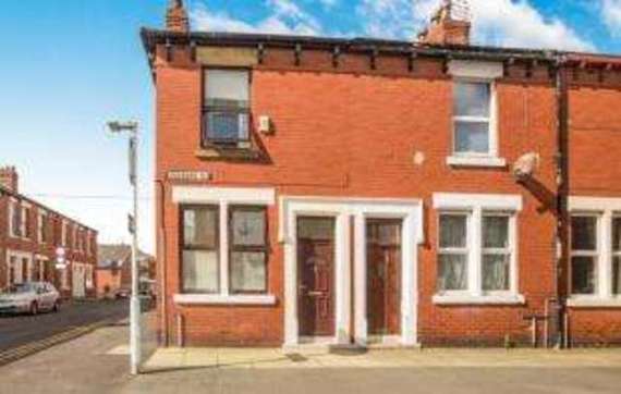 3 Bedroom End of Ter...