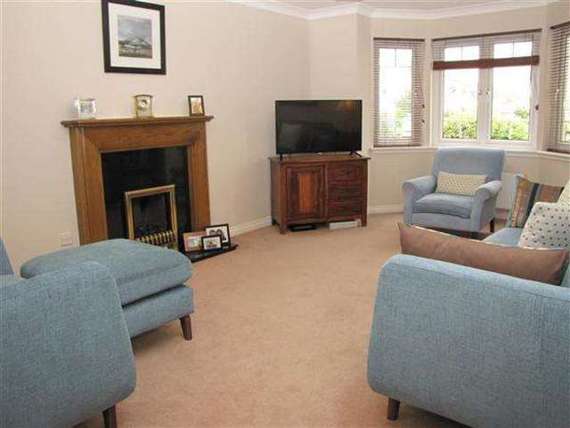 5 Bedroom Detached