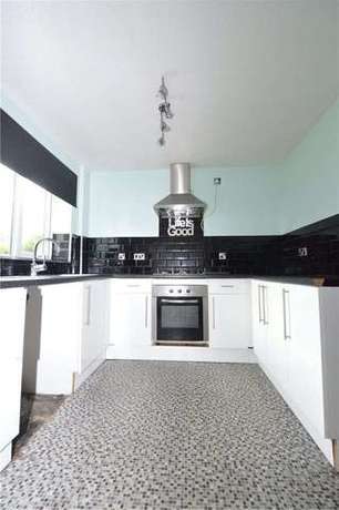 4 Bedroom Semi-Detac...