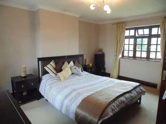 3 Bedroom Semi-Detac...