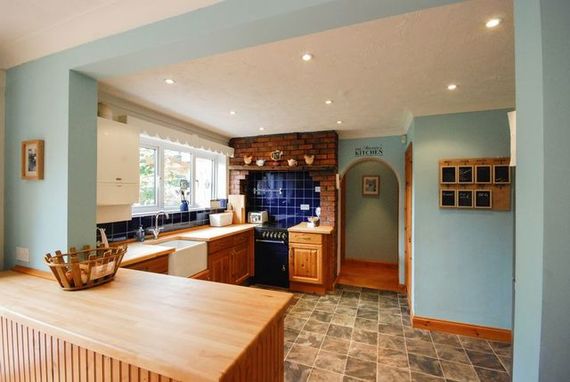 4 Bedroom Semi-Detac...