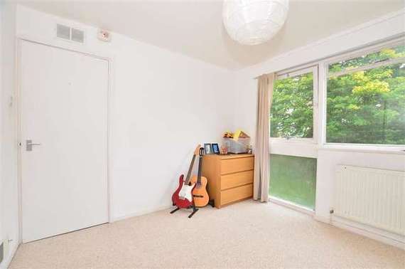 2 Bedroom Maisonette