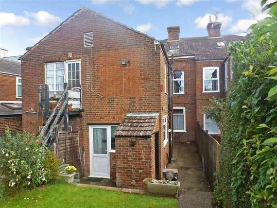 5 Bedroom Terraced