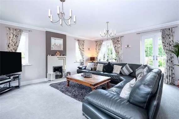 5&nbsp;Bedroom&nbsp;Detached