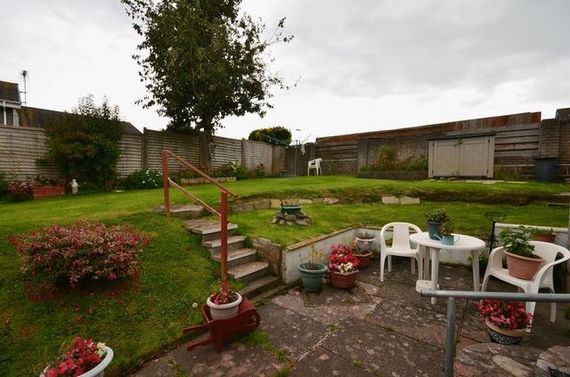 2 Bedroom Bungalow