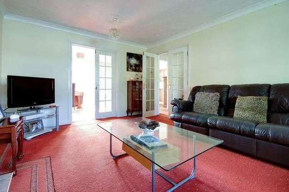 5 Bedroom Detached