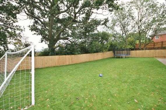 5 Bedroom Detached