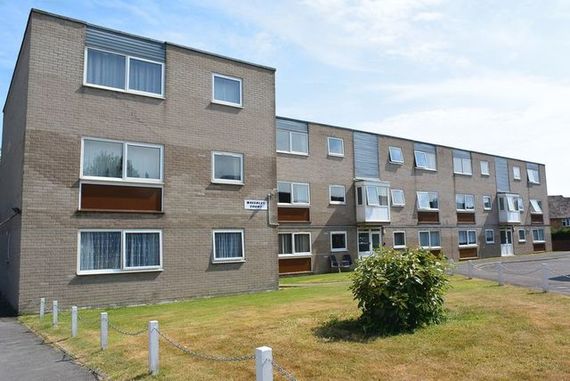 2 Bedroom Flat