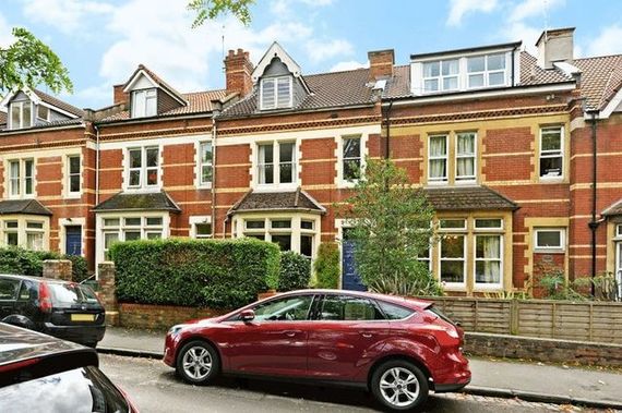 5 Bedroom Terraced