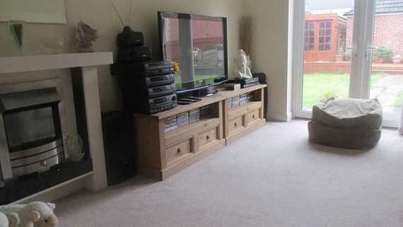 5 Bedroom Town House