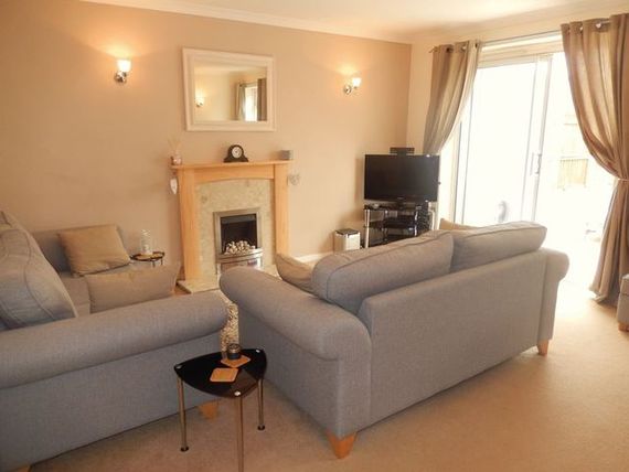 3 Bedroom Semi-Detac...