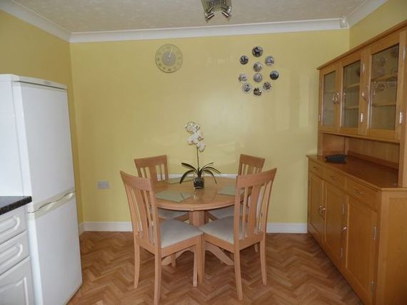 2&nbsp;Bedroom&nbsp;Detached