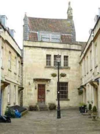 3&nbsp;Bedroom&nbsp;Town House