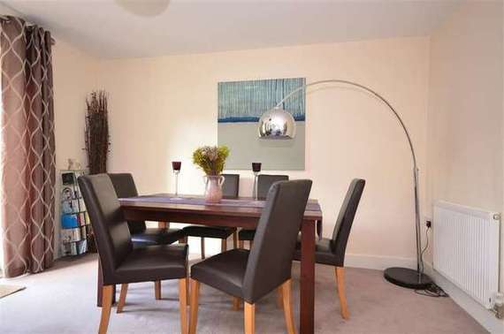 3 Bedroom Semi-Detac...