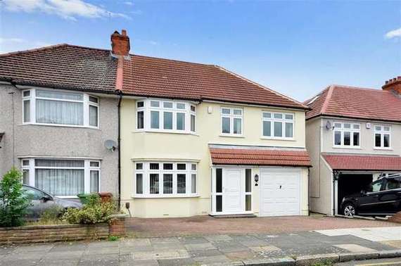 4 Bedroom Semi-Detac...