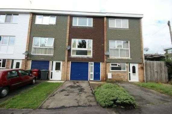 3 Bedroom Town House